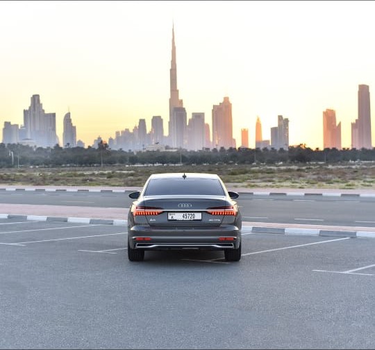 Audi A6 view 3