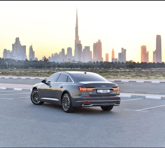 Audi A6 view 5