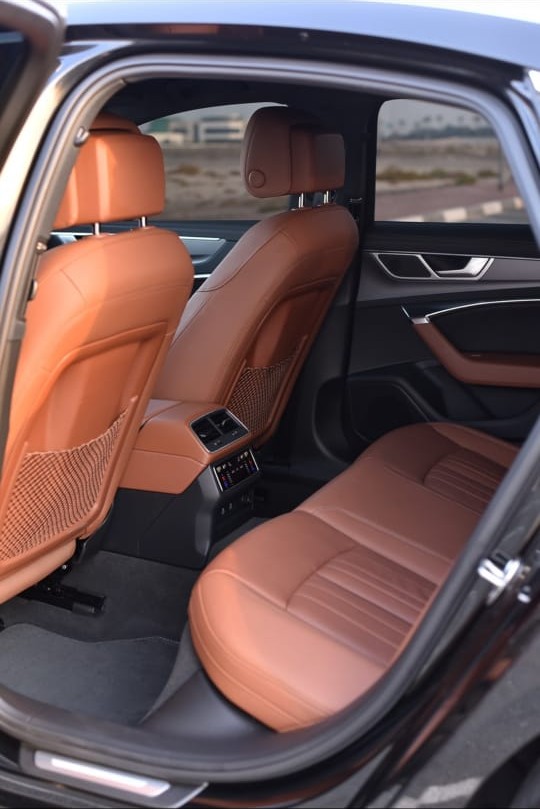 Audi A6 view 9
