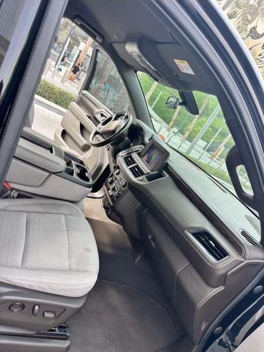 Chevrolet Tahoe view 8