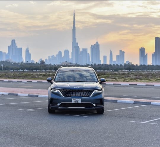 Kia Carnival view 2
