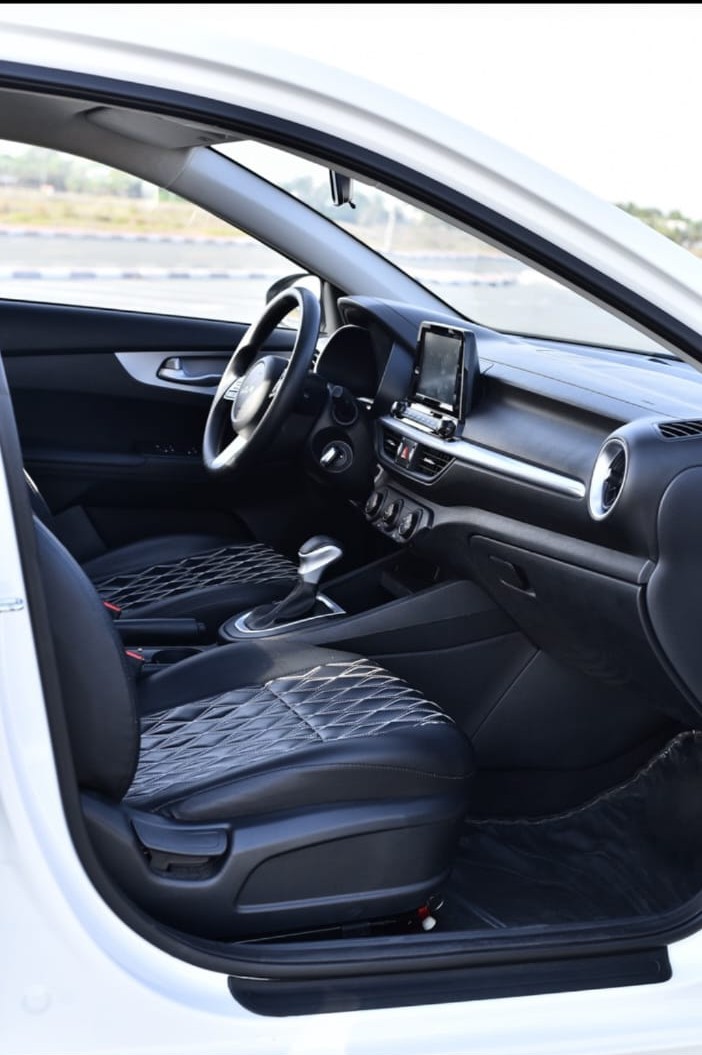 Kia Cerato view 9